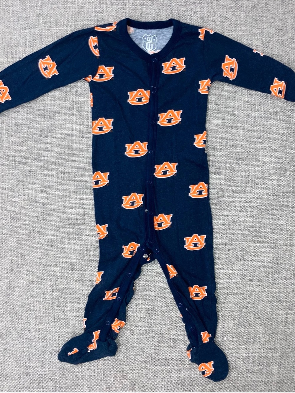 Wes & Willy 12m Auburn snap footie VGUC